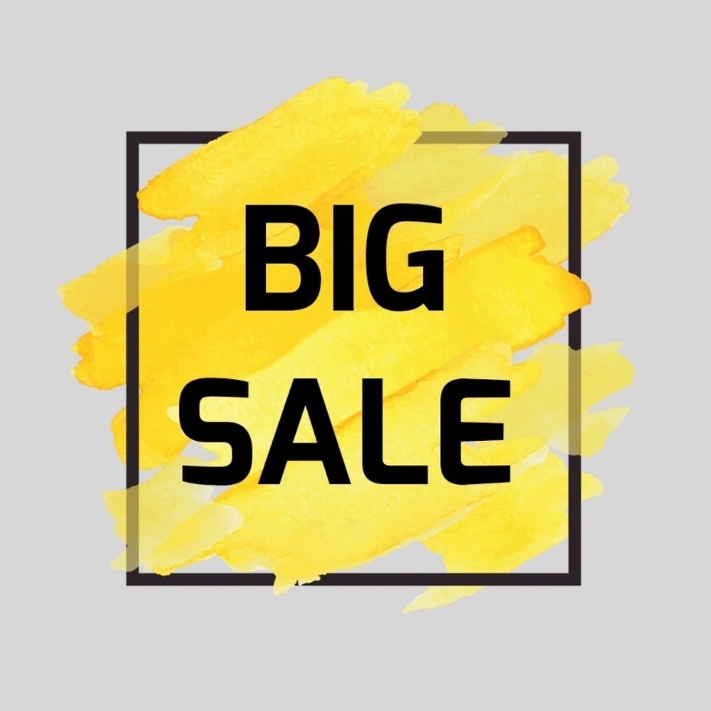 CLOSET CLOSEOUT!!!